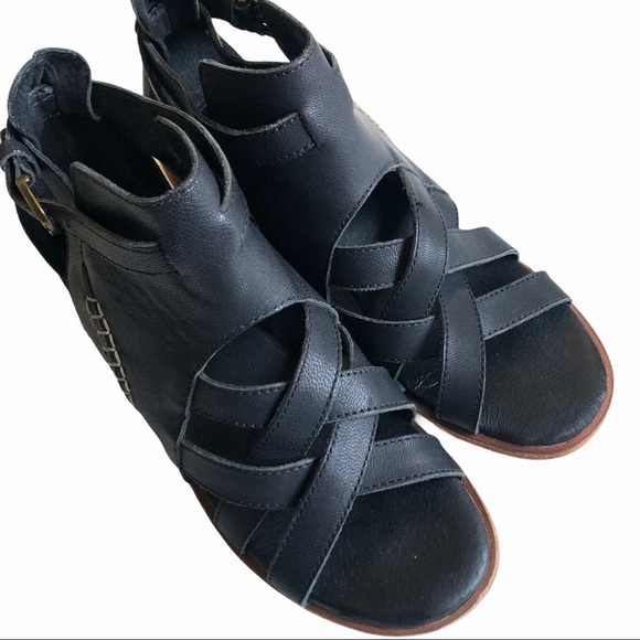 ANTHROPOLOGIE GEE WAWA Black Leather Shalma Heeled Sandals 9 - Picture 3 of 7